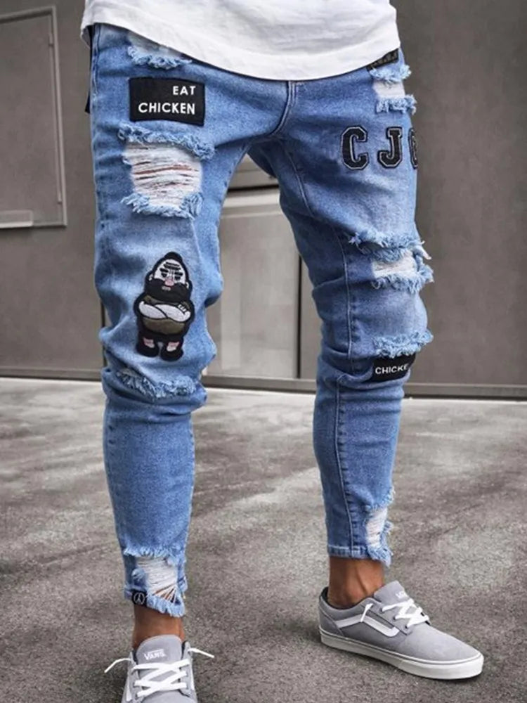 Modne męskie jeansy z przetarciami, dziurami i naszywkami